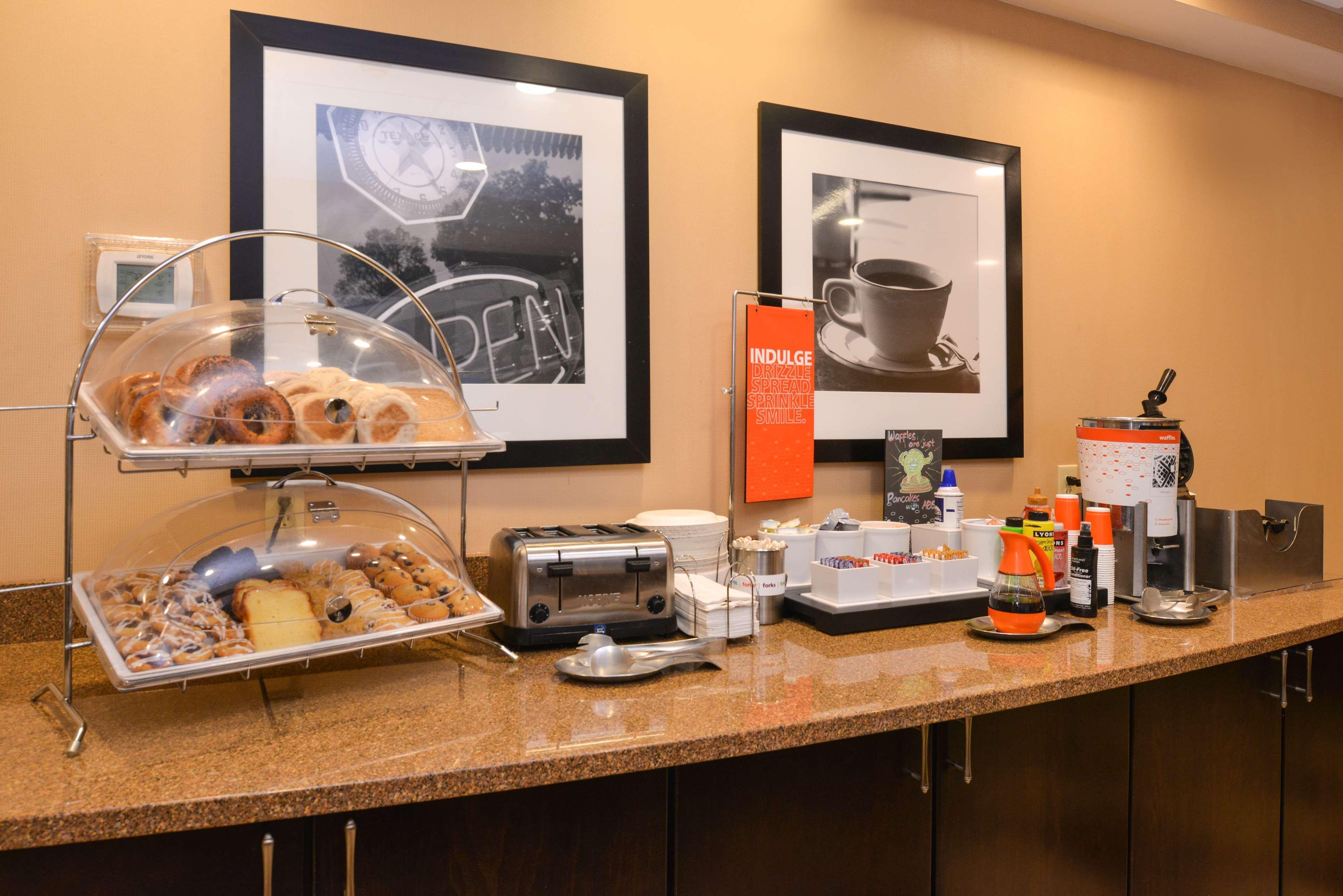 Hampton Inn Milford Extérieur photo