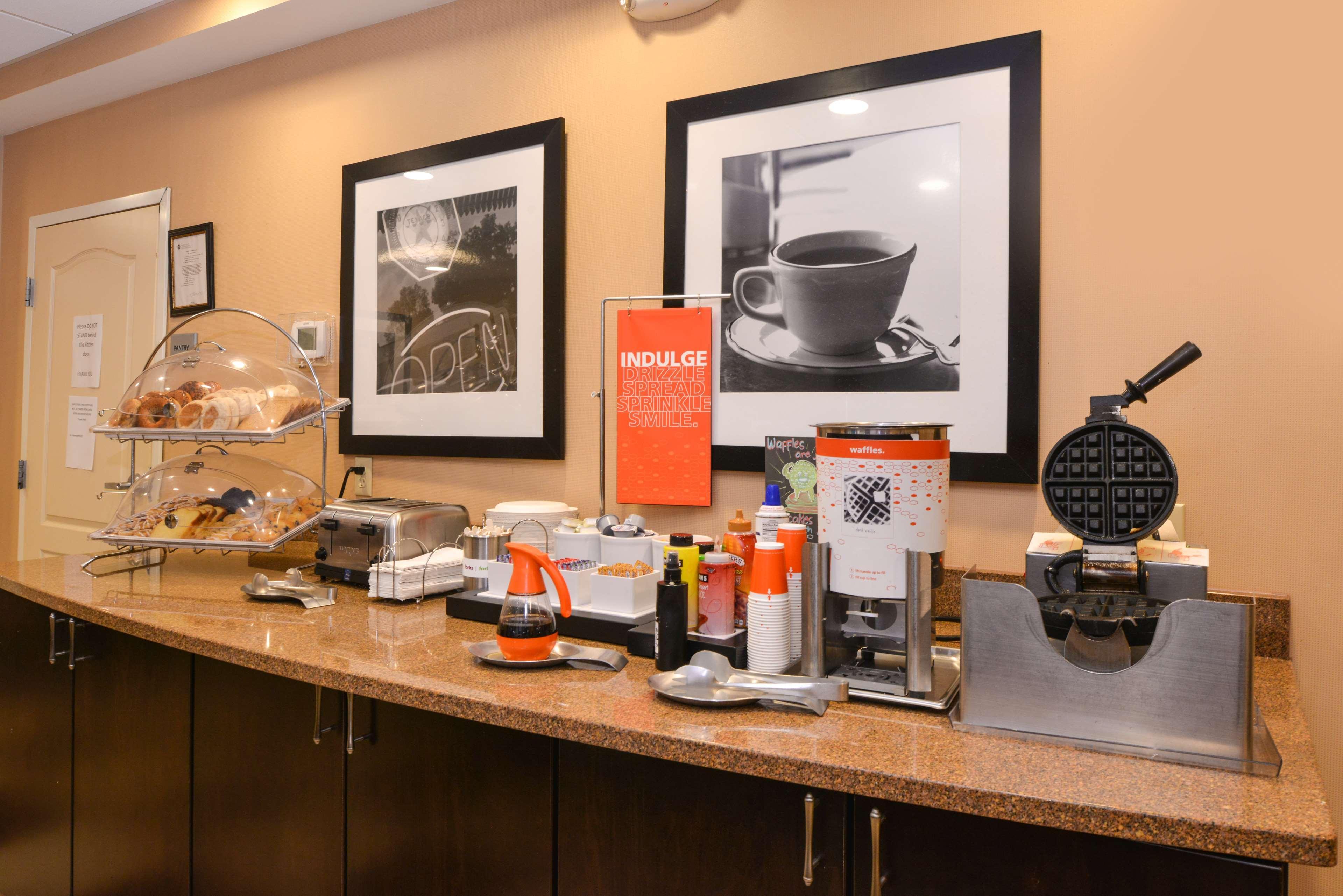 Hampton Inn Milford Extérieur photo