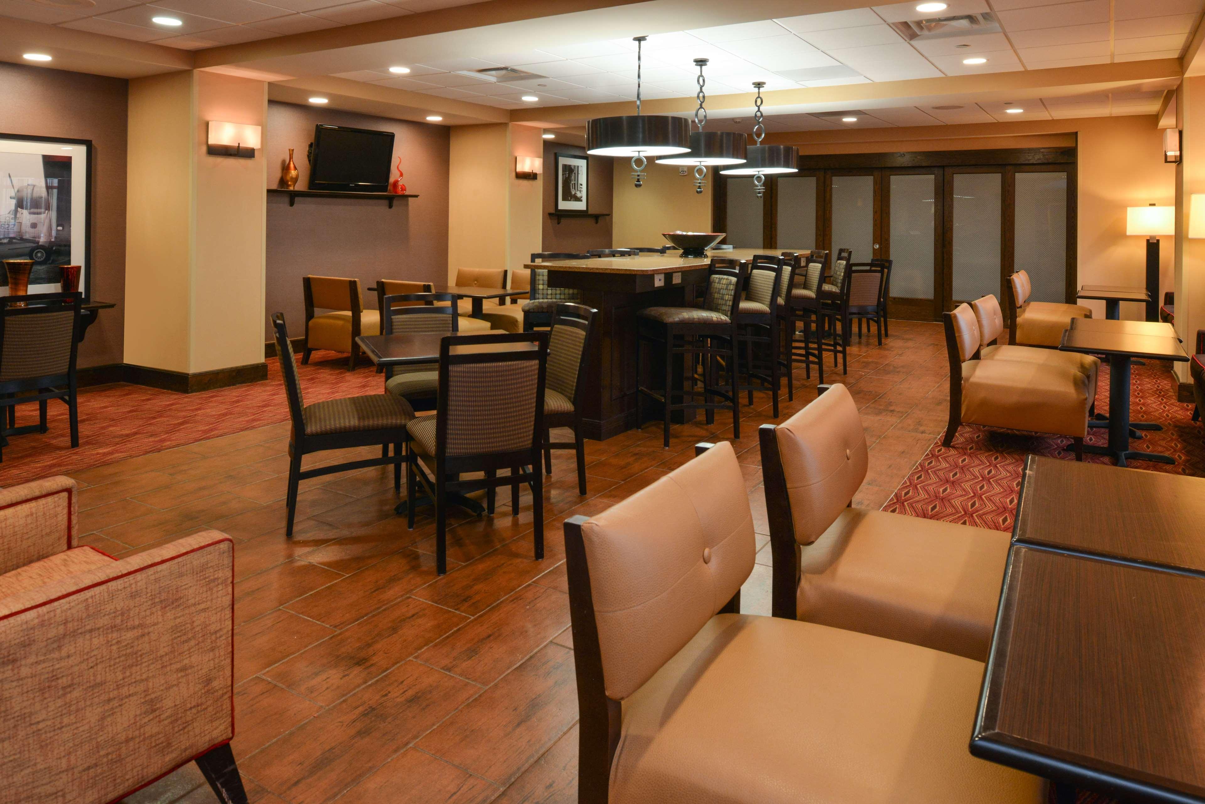 Hampton Inn Milford Extérieur photo
