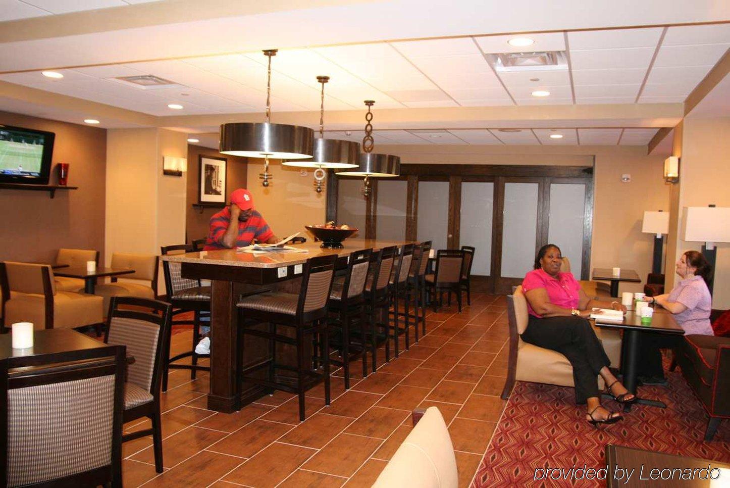 Hampton Inn Milford Restaurant photo